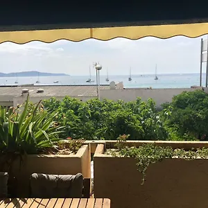 t2-dans-residence-avec-acces-direct-a-la-plage.fr-provencehotel.com/